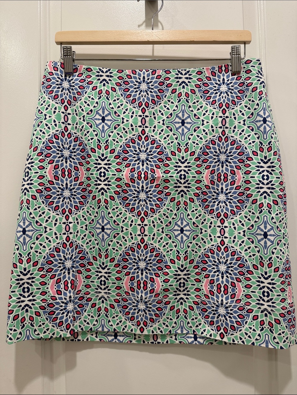 Talbots Petites Floral Print Skirt – Navy, Pink, Green